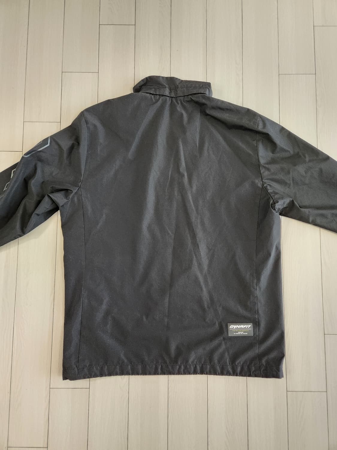 다이나핏 디모션 바람막이 자켓 사이즈100(L)

모자없어요

스포츠웨어 상품이미지9