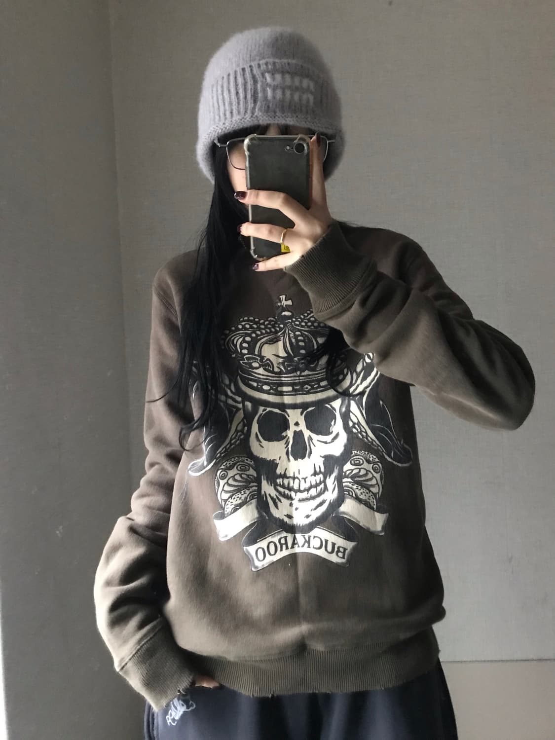 버카루 워시드 스컬 맨투맨 상품이미지3