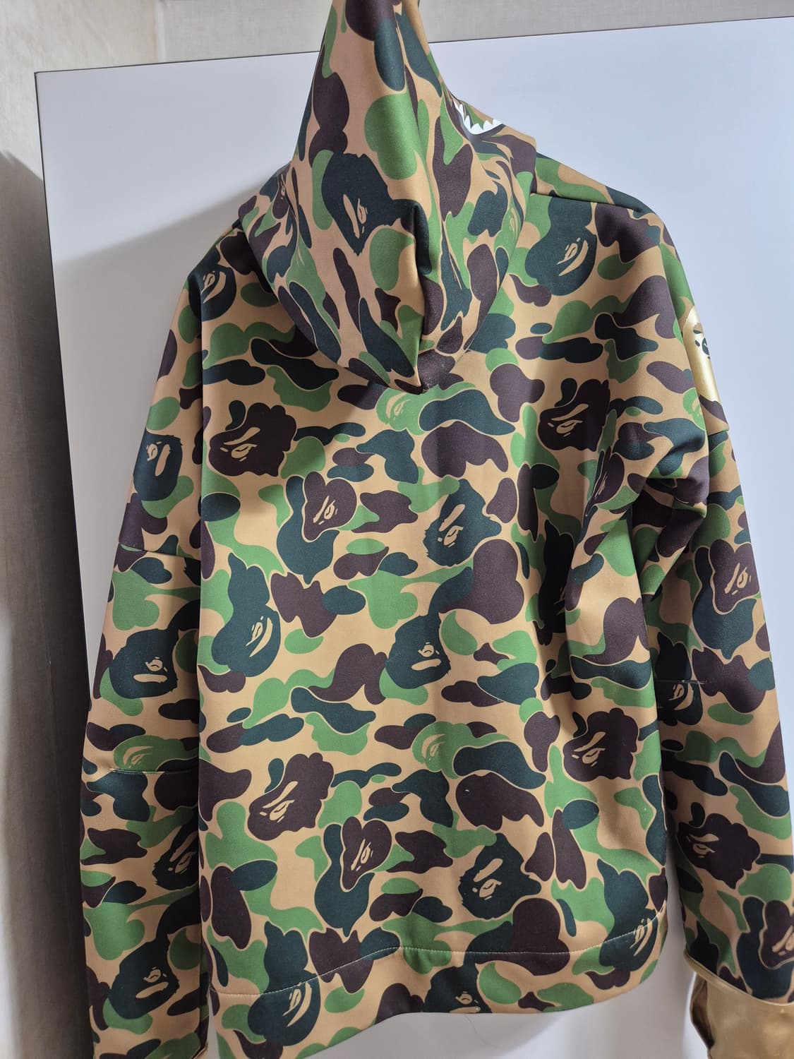 베이프 x 아디다스 슈퍼볼 샤크후드 저지 집업 상품이미지9