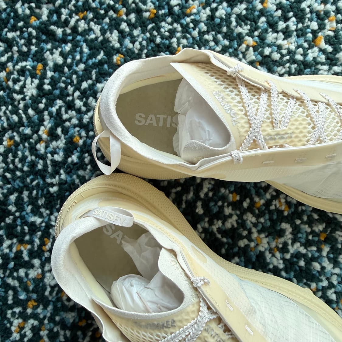 새티스파이 더 라커 스니커즈 화이트  상품이미지4