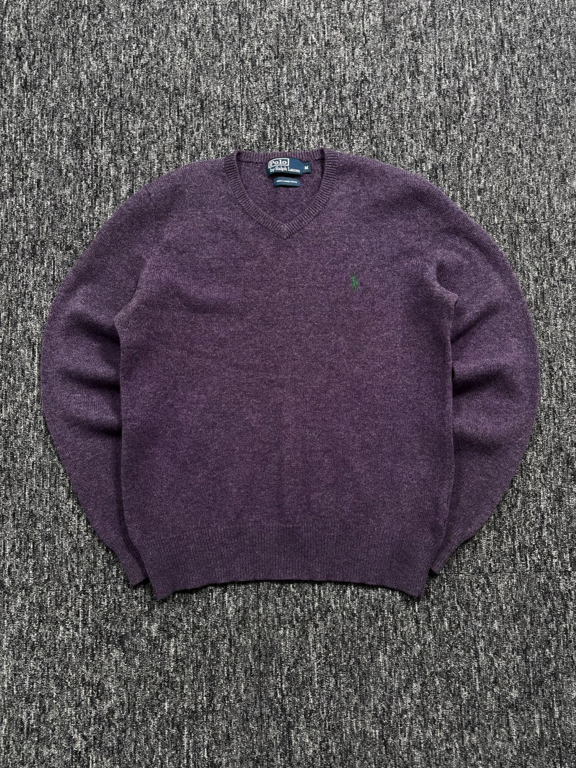 폴로 퍼플 램스울 브이넥 니트 상품이미지4