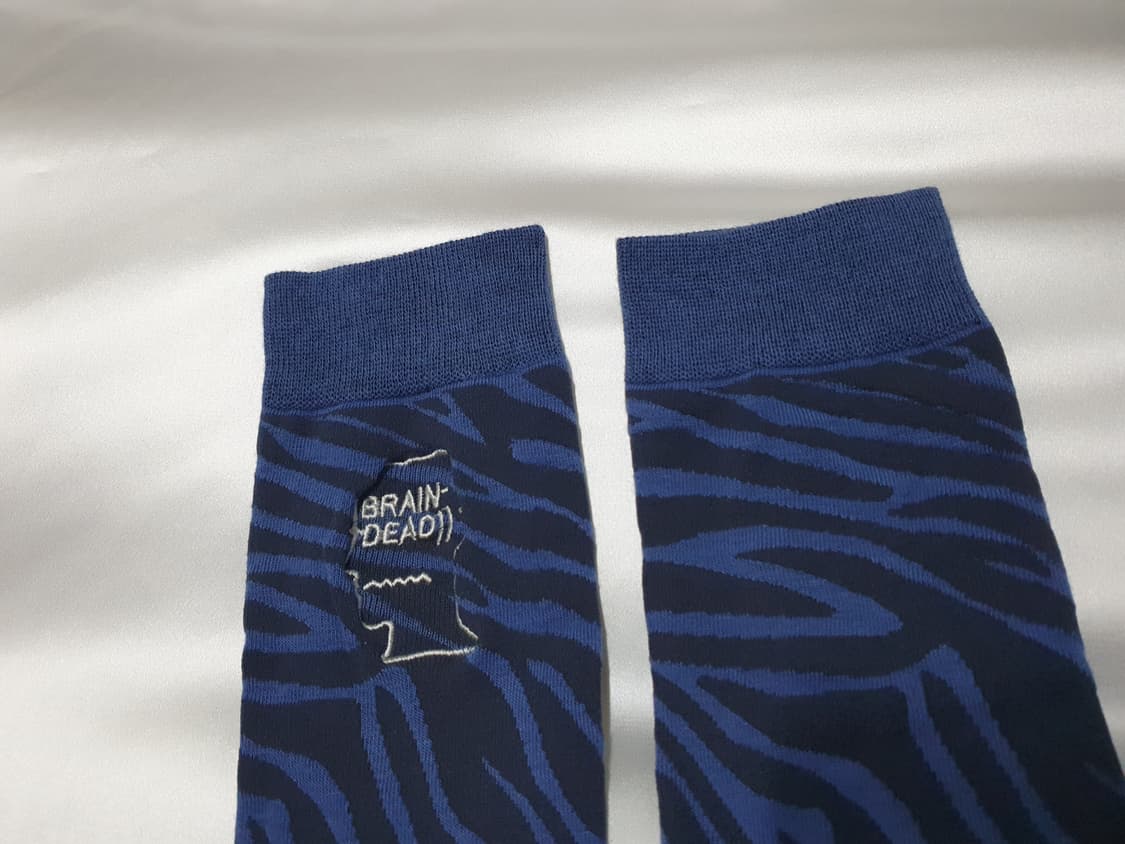 블루 네이비 지브라 얼룩말 브레인 데드 로고헤드 드레스 삭스 양말 상품이미지4