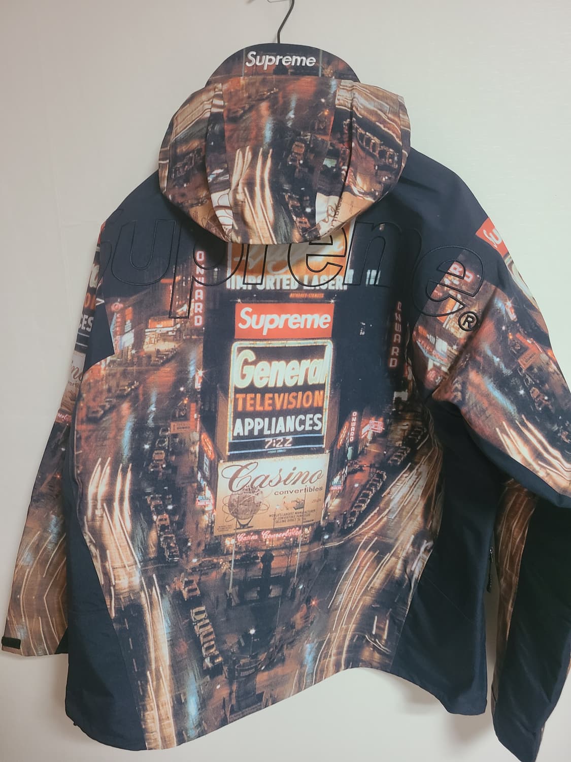 슈프림 노스페이스 쉘 자켓 상품이미지1