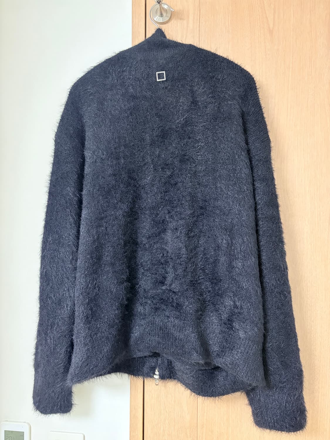 우영미 25fw 헤어리 니트집업 50 상품이미지6