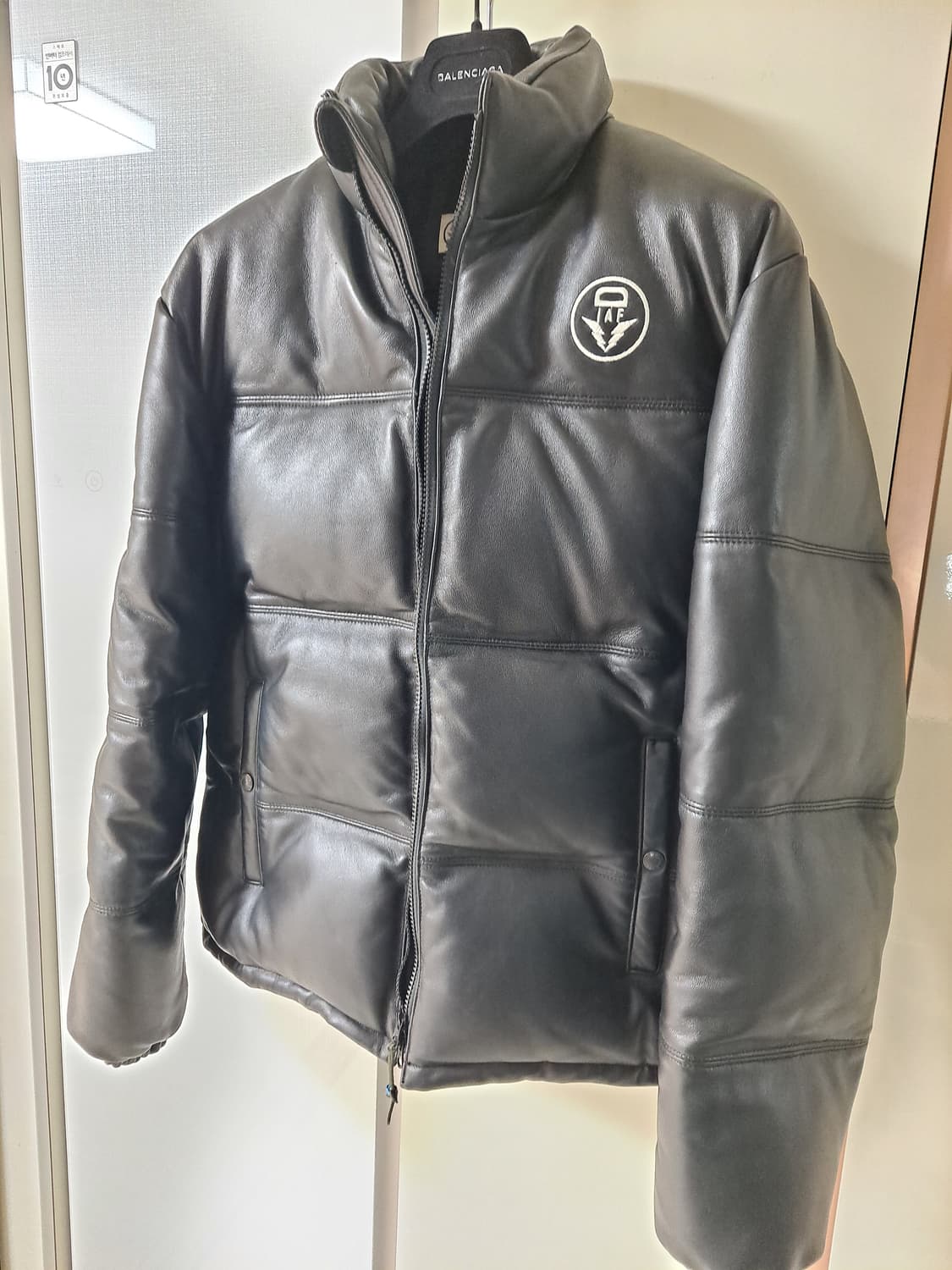 DIAFVINE 디아프바인 - 양가죽 램스킨 헤비 덕다운 패딩 상품이미지3