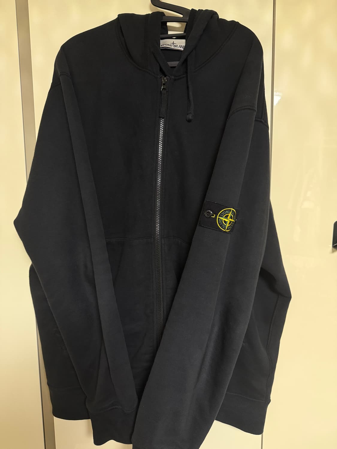 24년식 스톤아일랜드 후드집업 3XL 상품이미지1