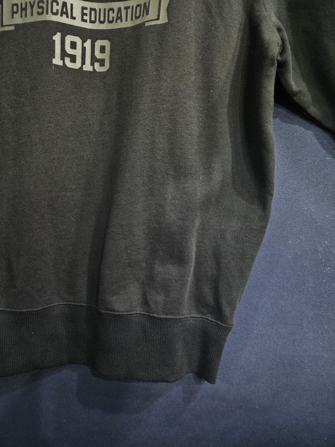 챔피온 프린팅 블랙차콜 남성 100 맨투맨  상품이미지6