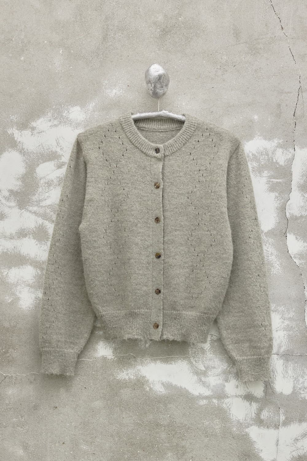 Argyle Punching Knit Cardigan 상품이미지1