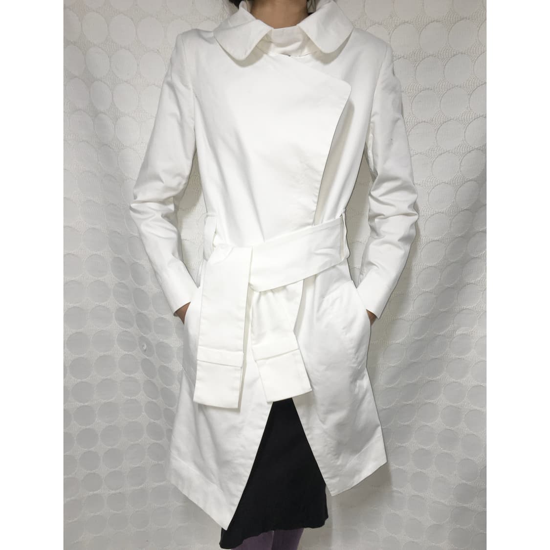 비비안 웨스트우드 화이트 트렌치 코트 상품이미지2