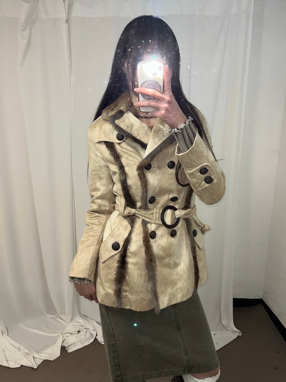 베이지 래빗퍼 트리밍 코트 상품이미지1