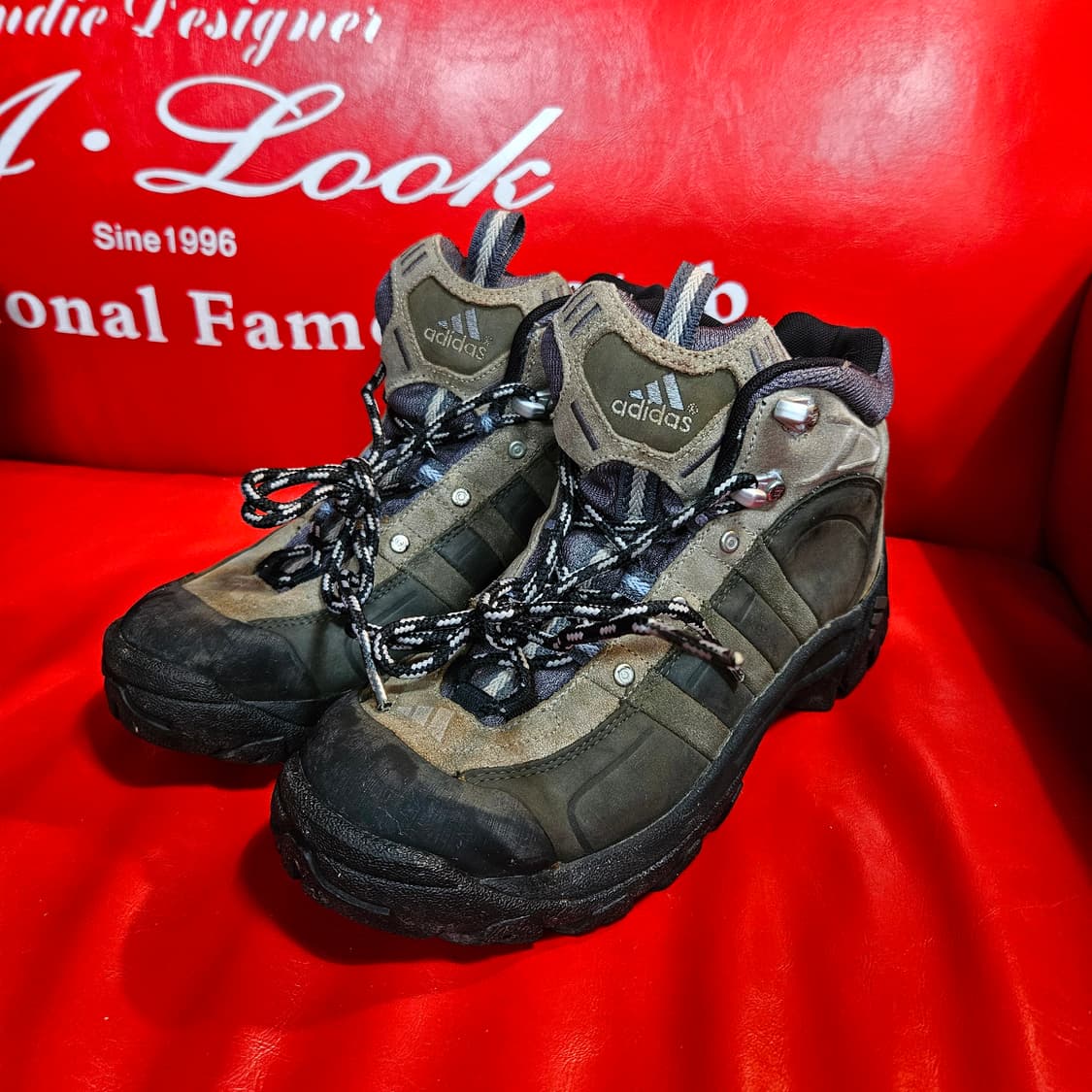 아디다스 올드스쿨 90's 이큅먼트 하이킹 트레킹화 240size 상품이미지1