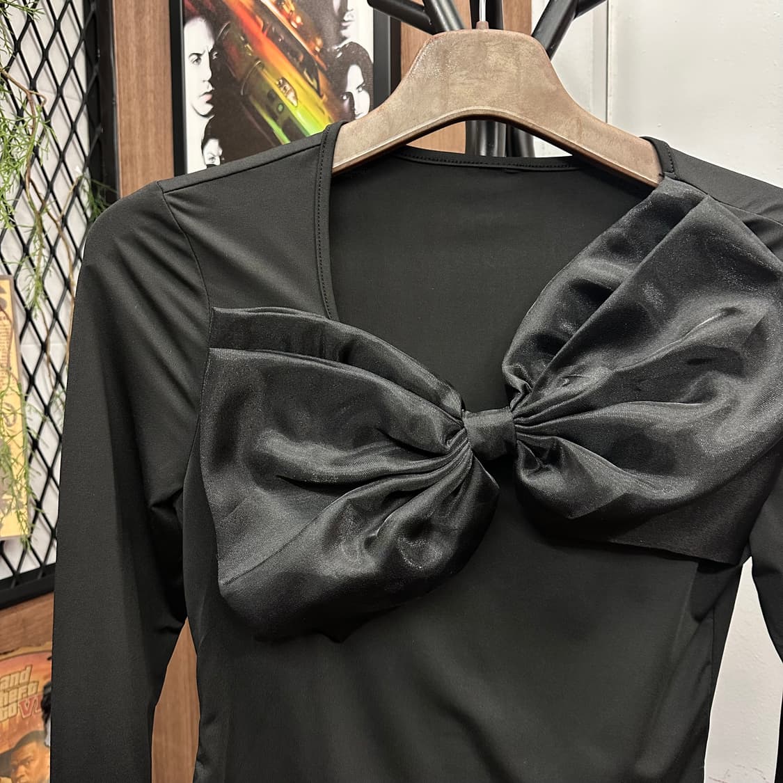 Satin Ribbon Black Long Sleeve Top 상품이미지3