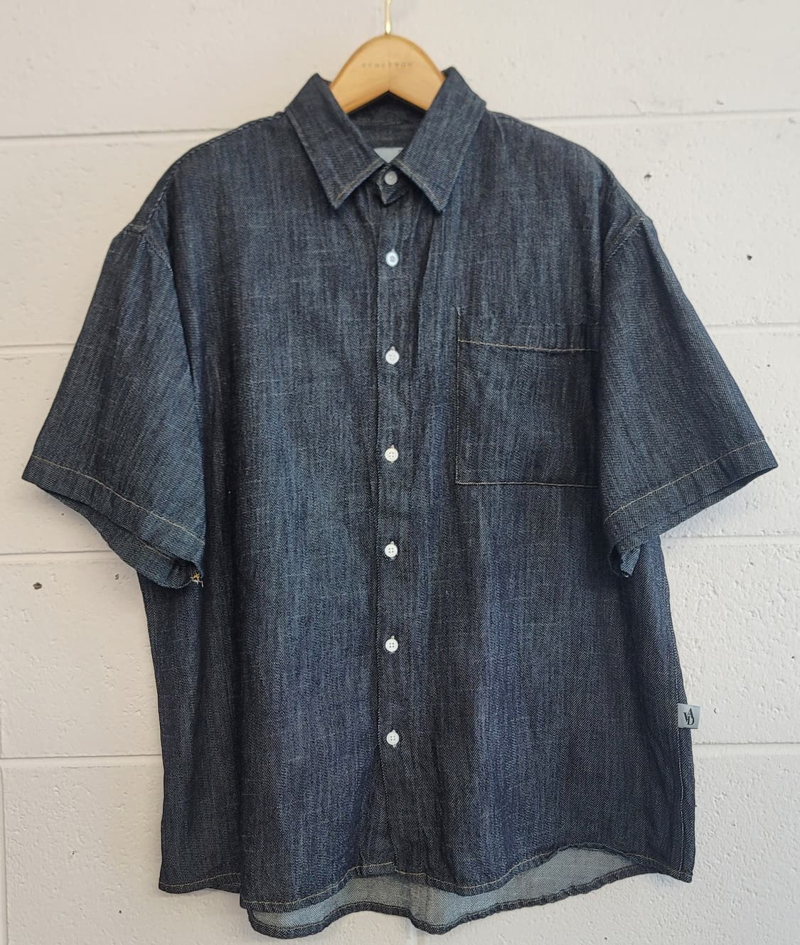 어반드레스 쿨링 블랙데님(흑청.면) 루즈핏 반팔 캐주얼셔츠 판매 상품이미지1