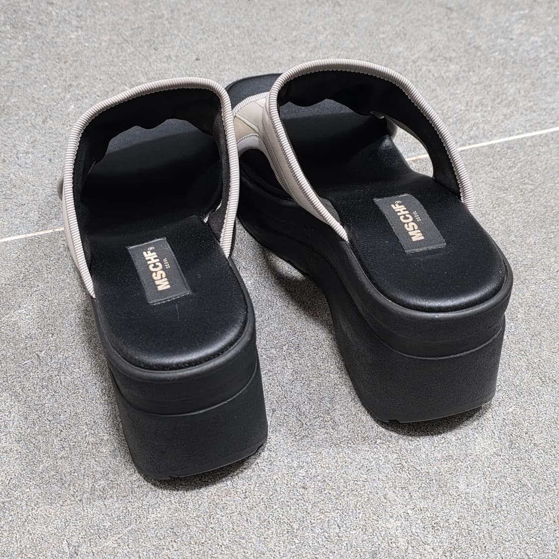 240) 미스치프 멀티 패널 슬라이드 크림 상품이미지2