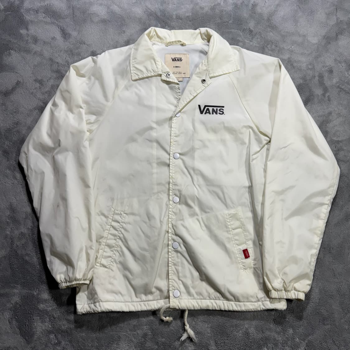 반스 아이보리 백 프린팅 코치자켓 상품이미지2