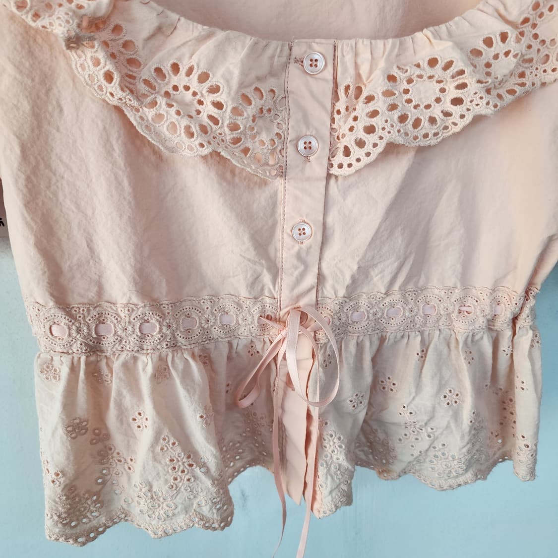 레이스 펀칭 블라우스 핑크 퍼프 반팔 상품이미지2