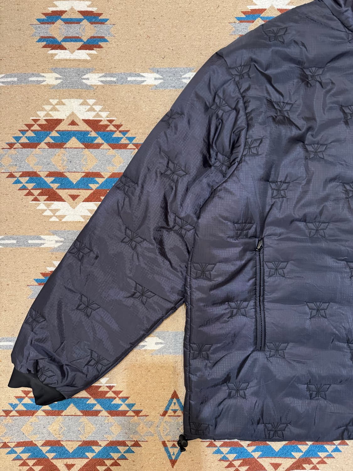 [M][100] 니들스 필링 자켓 빠삐옹 퀼팅 블랙 25FW 상품이미지4