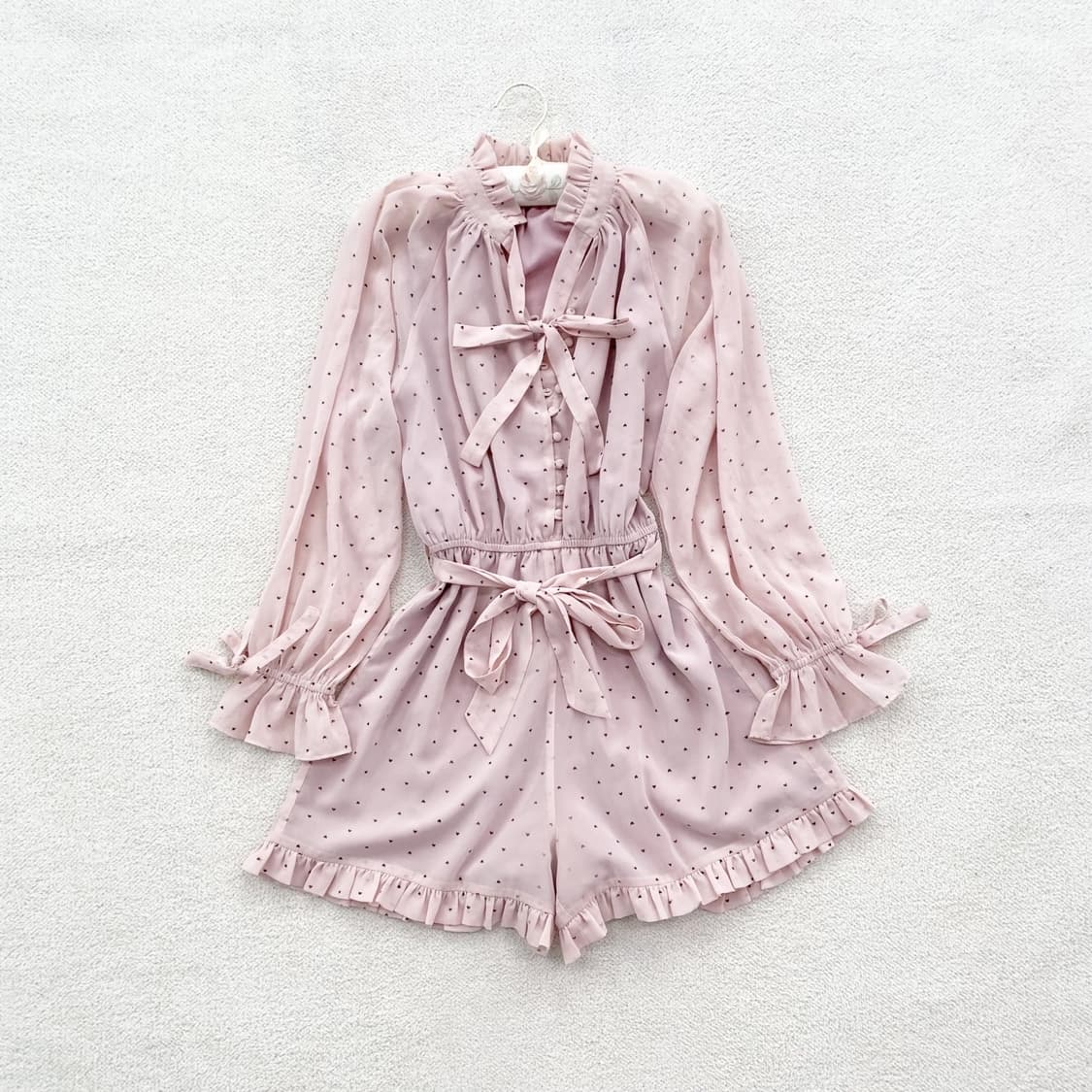 뮤트핑크 ♥ 하트도트 리본 점프슈트 상품이미지1