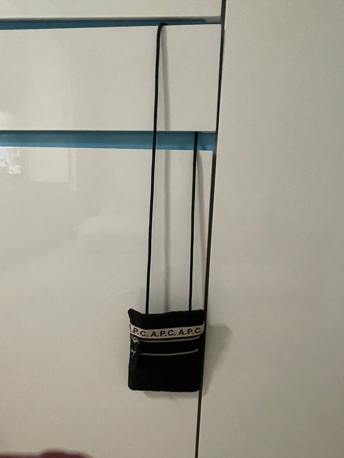 아페쎄 리피트 미니 크로스백 상품이미지3