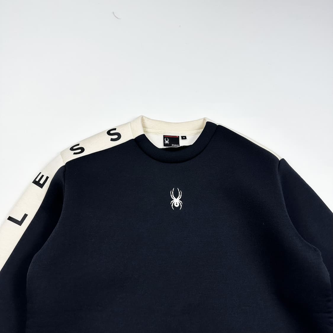 스파이더 사이드라인 기능성 블랙 맨투맨 (M) 상품이미지1