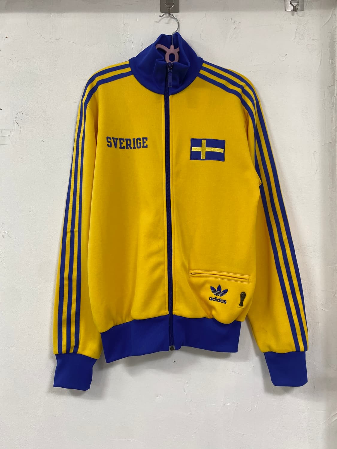 ADIDAS ORIGINALS SWEDEN FIFA JACKE 상품이미지2