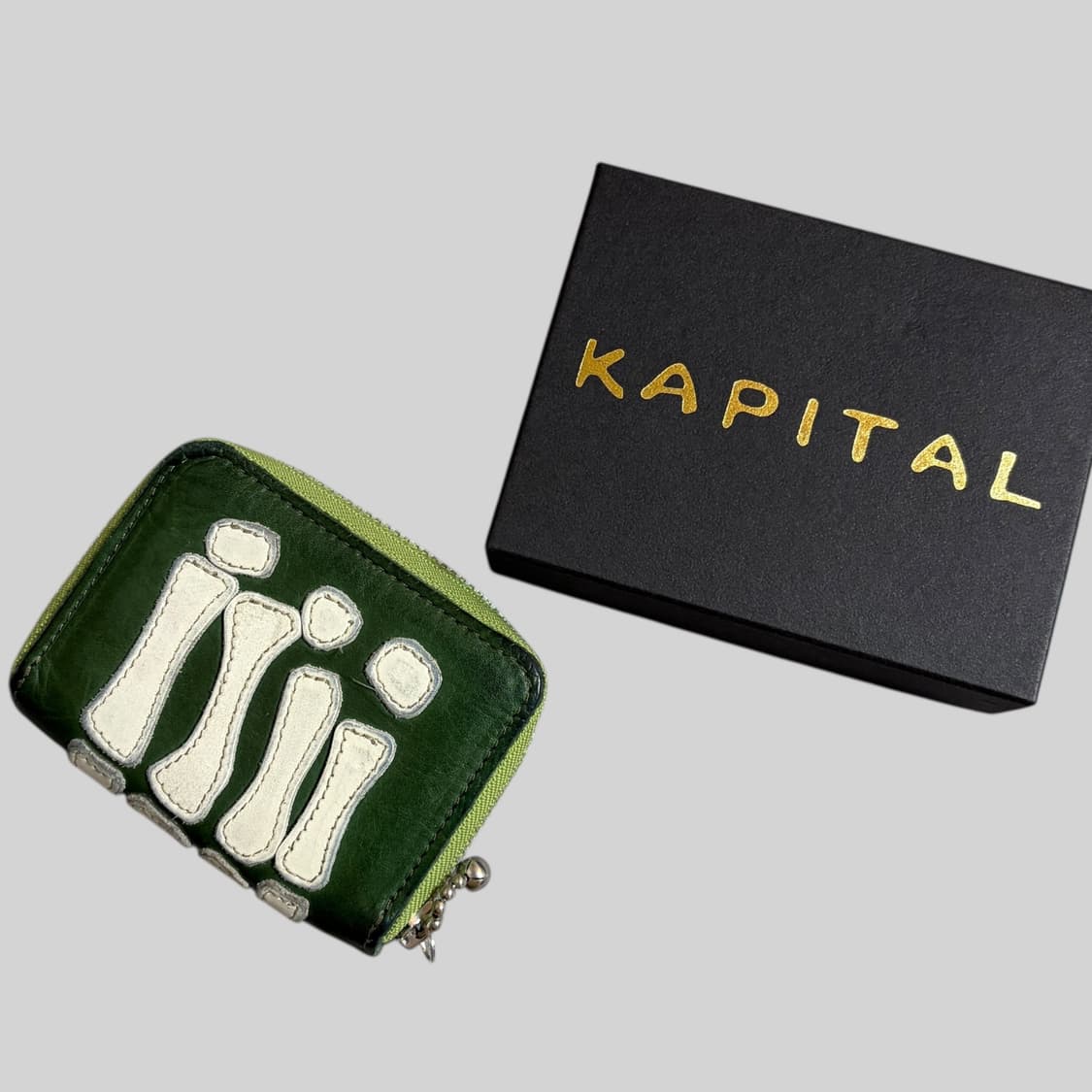 캐피탈 떰즈 업 본 핸드 지갑 미니 그린 상품이미지1