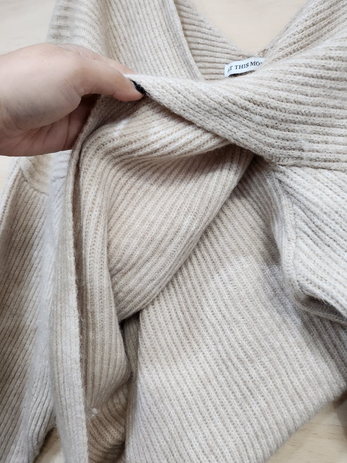 438) 앳디스모먼트 랩st 니트 상품이미지4