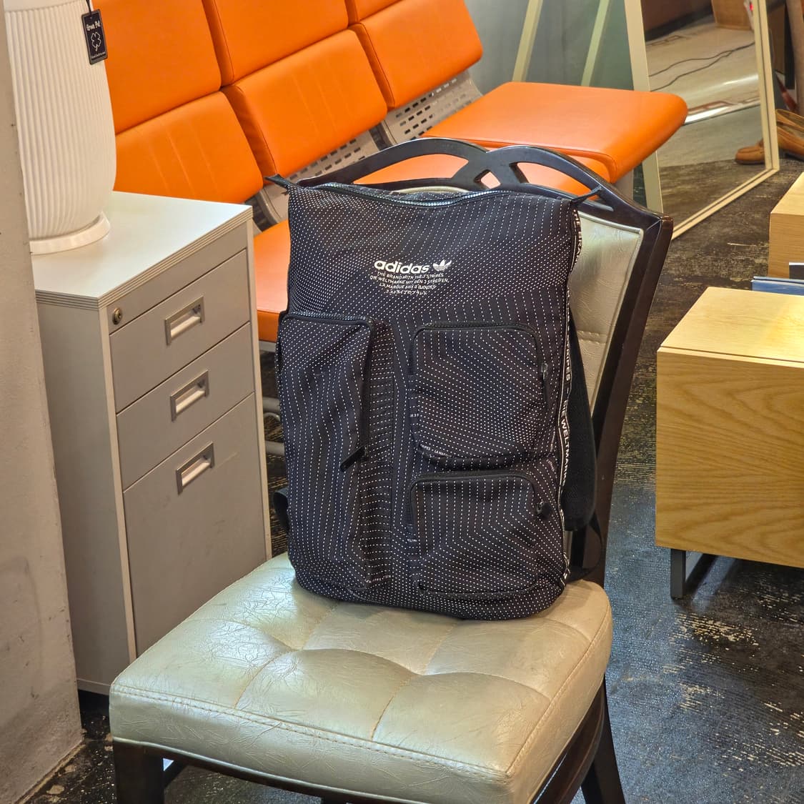 아디다스 NMD 백팩 상품이미지1