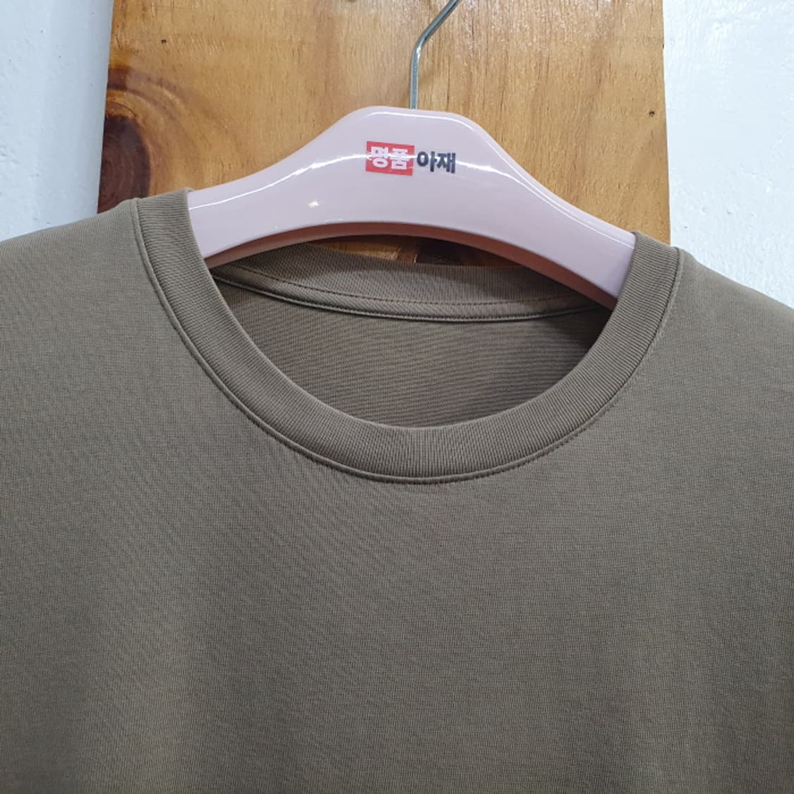 유니클로 라운드 반팔티(105) 상품이미지7