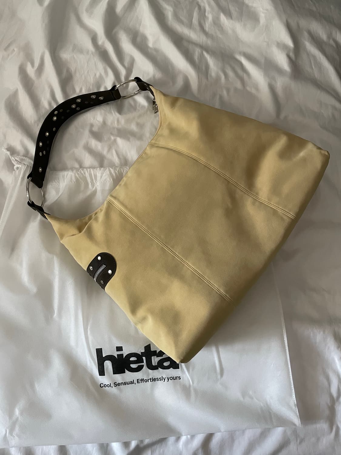 hieta 히에타 Carrie 캐리백 버터 상품이미지8