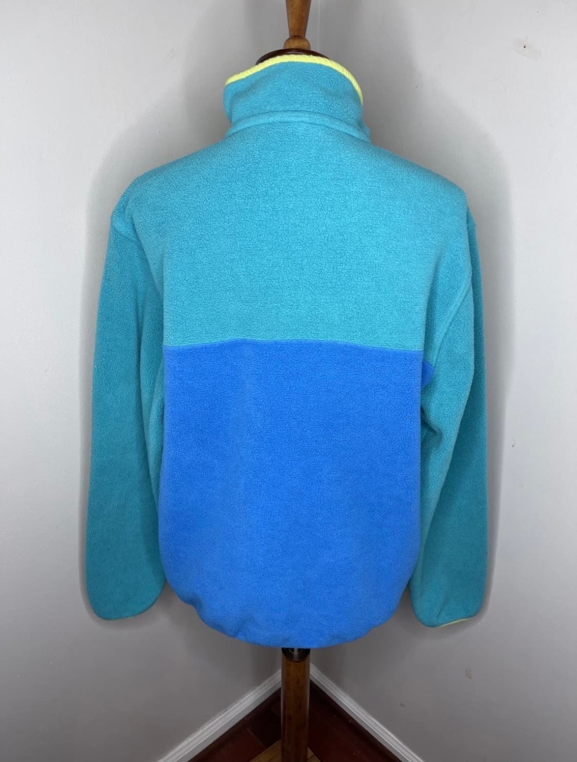 파타고니아 신칠라 스냅티 L / 민트 블루 네온 배색 (남성 95-100 상품이미지3