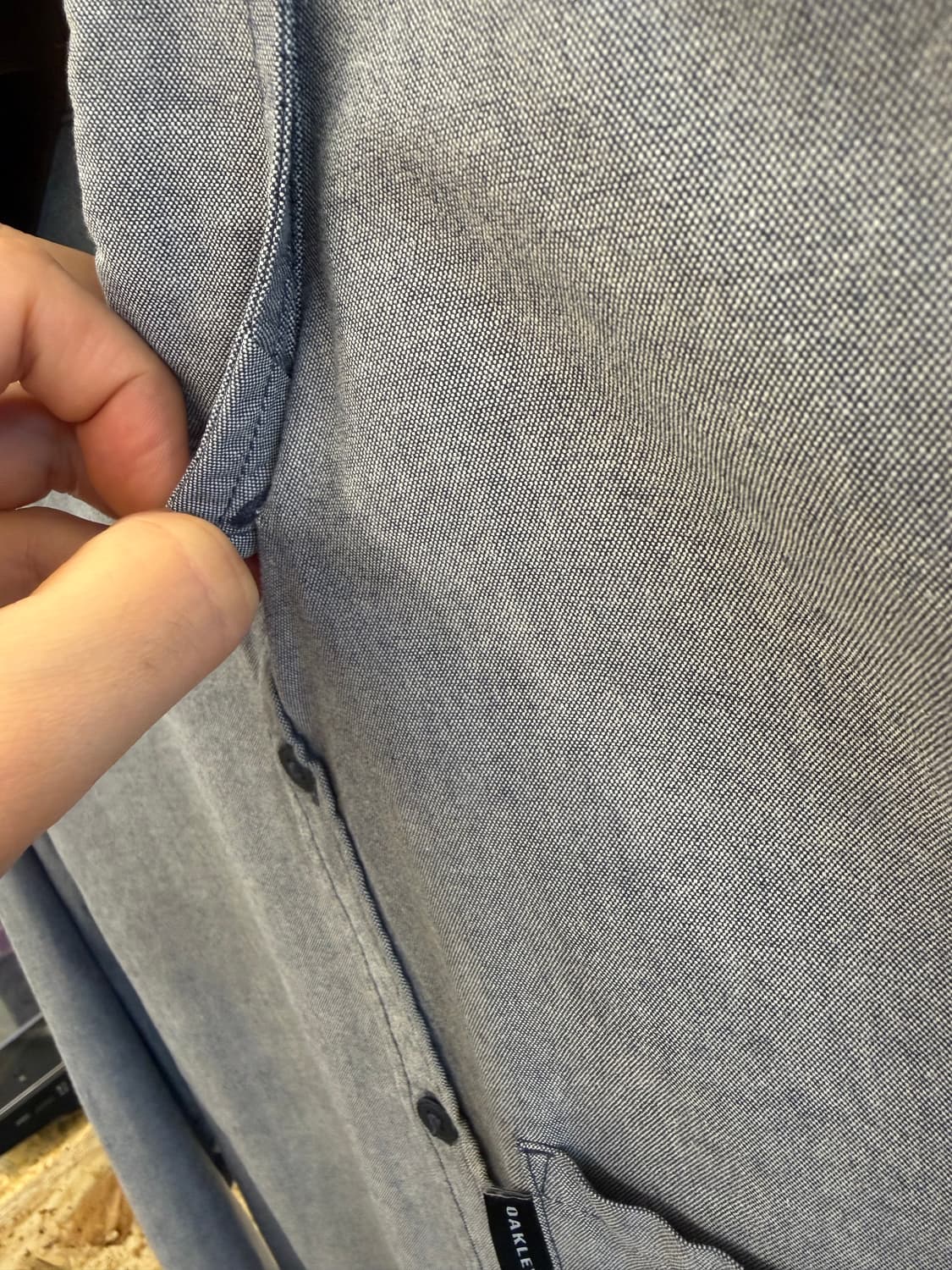 오클리 히든 버튼 다운 코튼 셔츠 상품이미지2