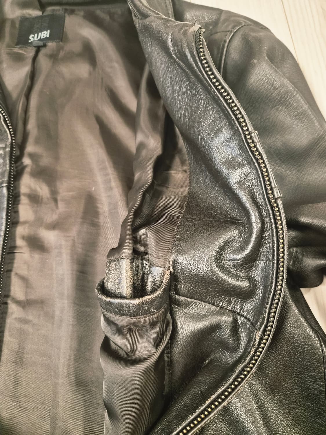 [SUBI] 블랙 가죽 자켓 (사이즈 100) 상품이미지6