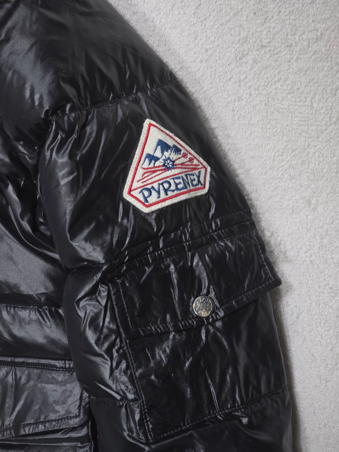 Pyrenex 피레넥스 라쿤퍼 유광 다운 패딩 상품이미지2