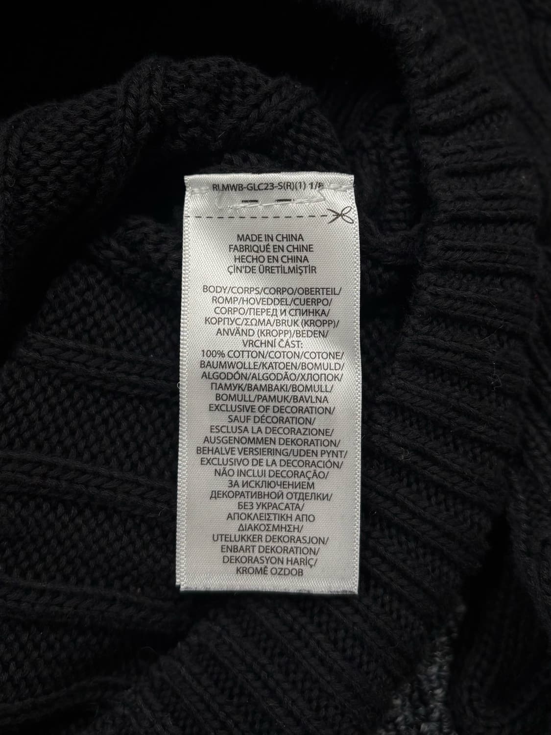 폴로 블랙 꽈배기 브이넥 니트 상품이미지5