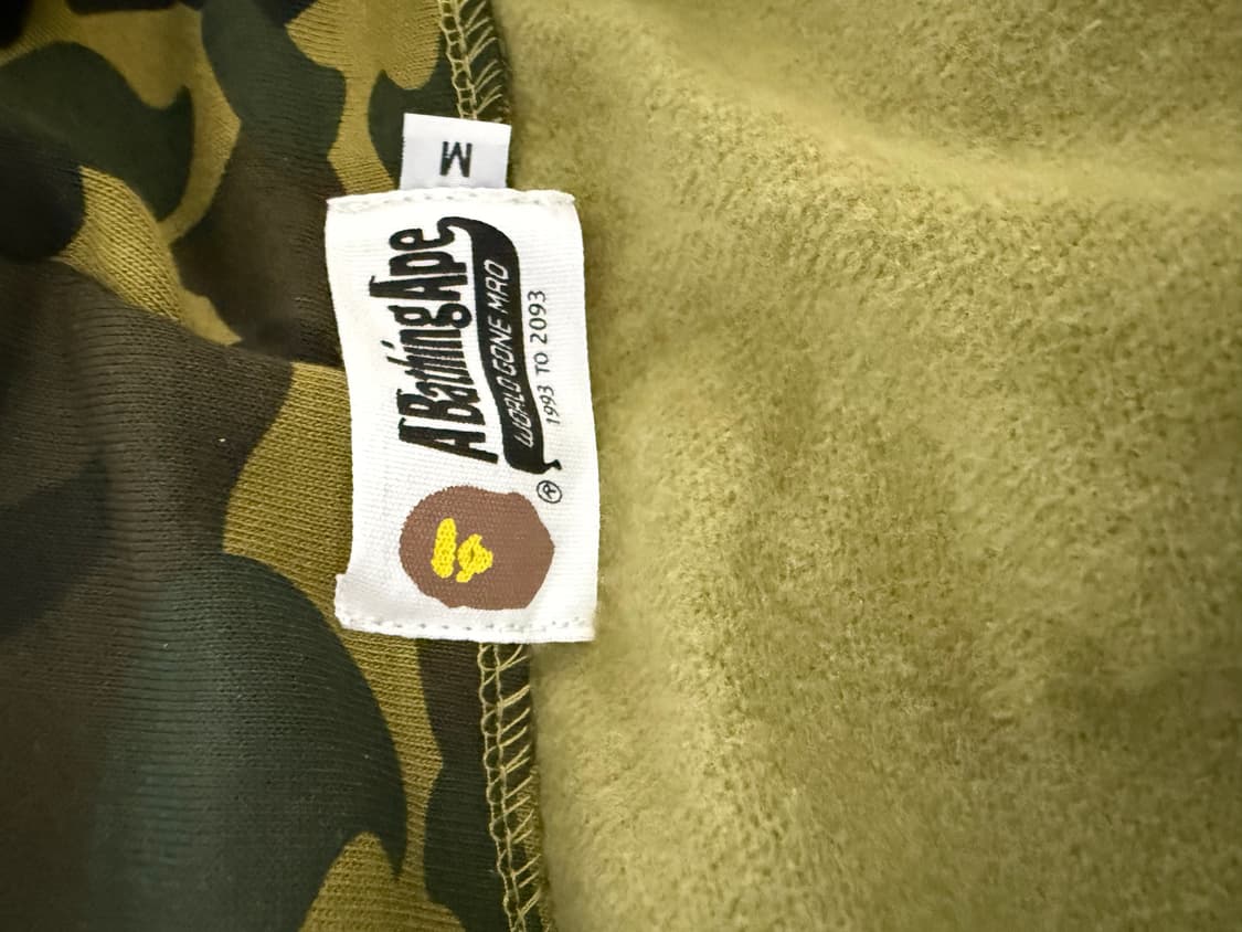 베이프 카모 샤크 후드 집업 상품이미지3