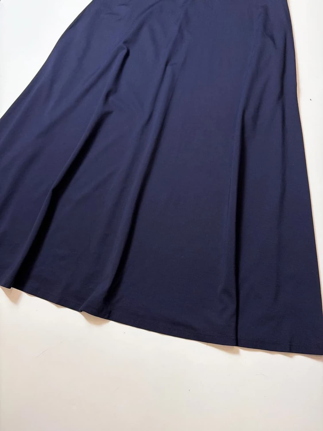 코스 미니멀 롱 볼륨 원피스 PN9425 상품이미지3