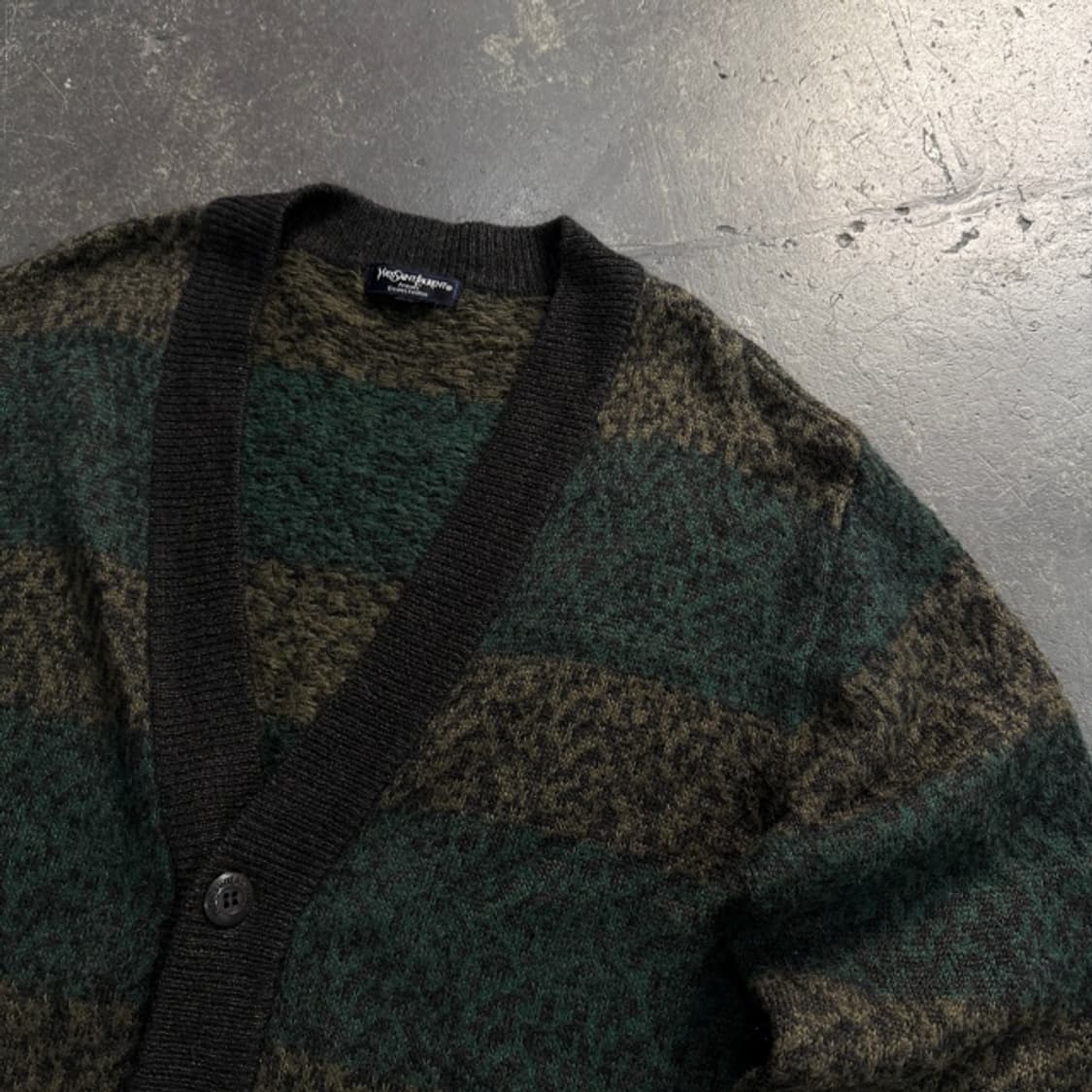 100 입생로랑 가디건  상품이미지2