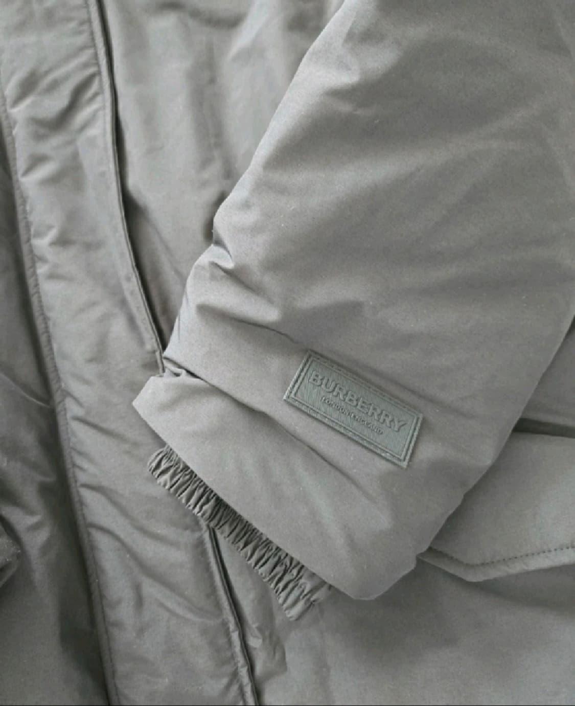 버버리 / 뉴 LEYBURN / 다운 후드 패딩 / S (새제품) 상품이미지5