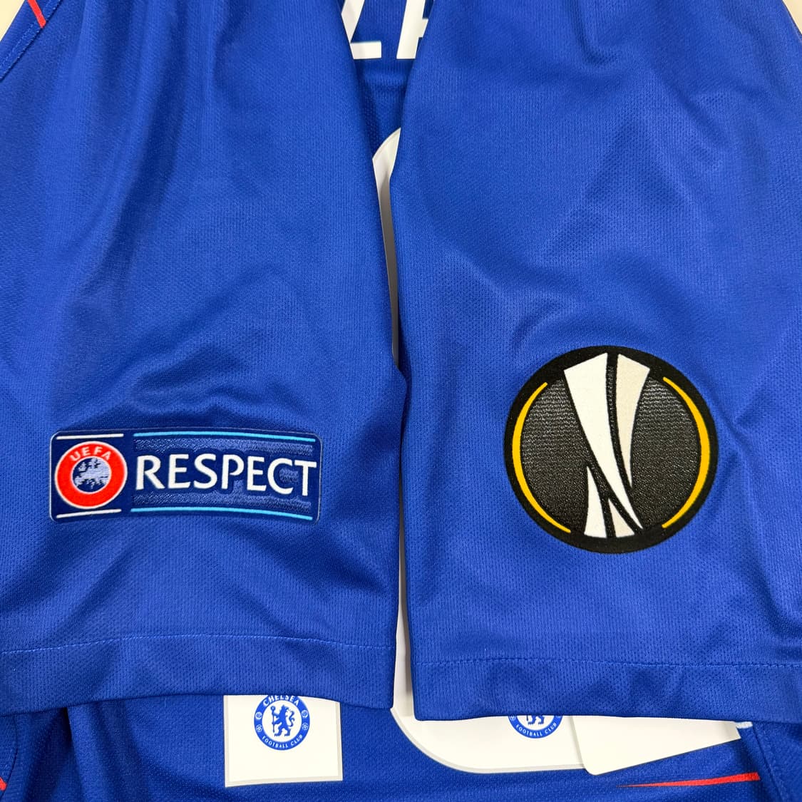 18-19 첼시 홈 아자르 유니폼 상품이미지4