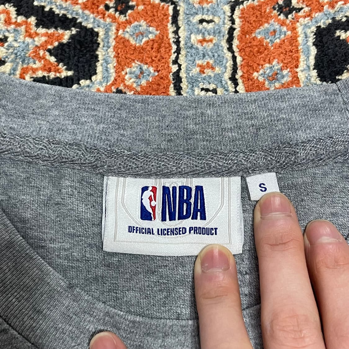 NBA 스몰로고 그레이 긴팔티셔츠 여성S 상품이미지3