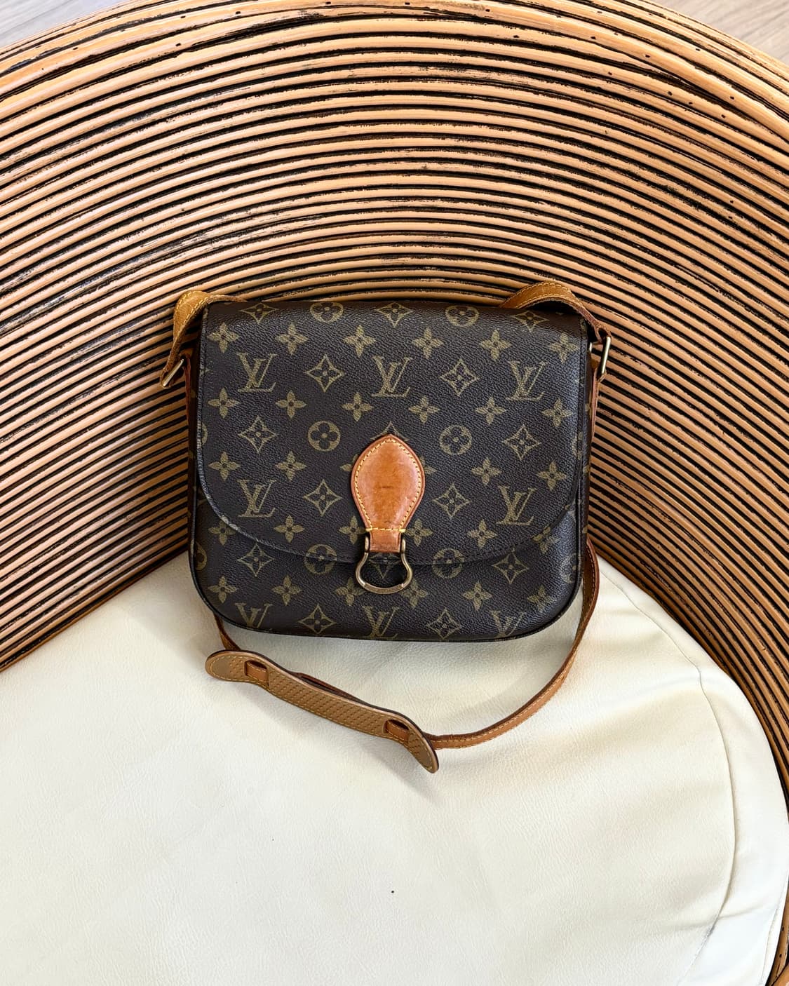 루이비통 모노그램 생클라우드 GM 숄더백 상품이미지1