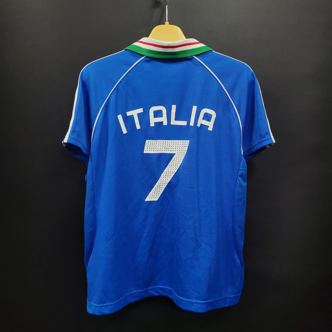 아디다스 이탈리아 축구 국가대표팀 레트로 유니폼 상품이미지3