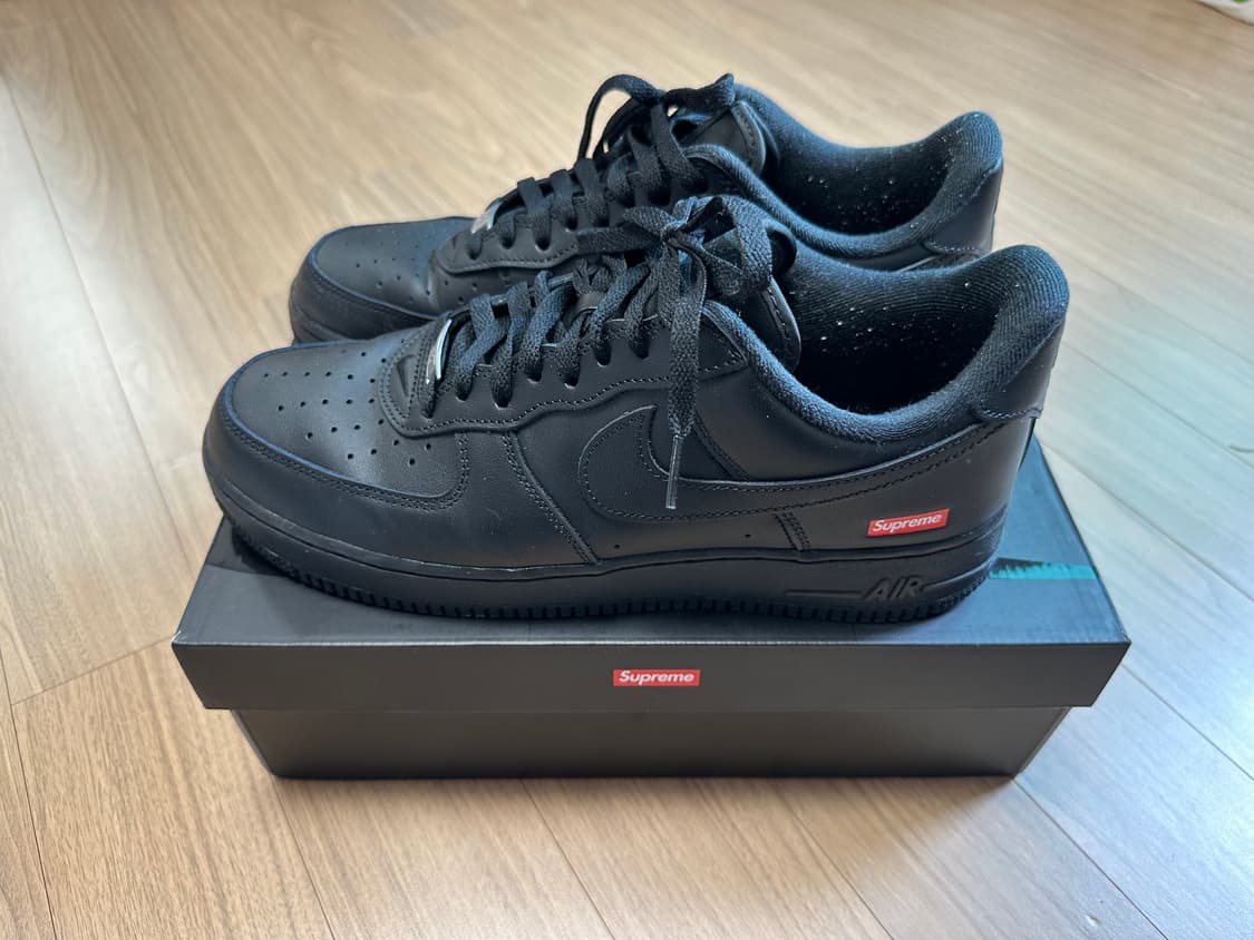 나이키 슈프림 에어포스 1 로우  블랙 285 상품이미지2