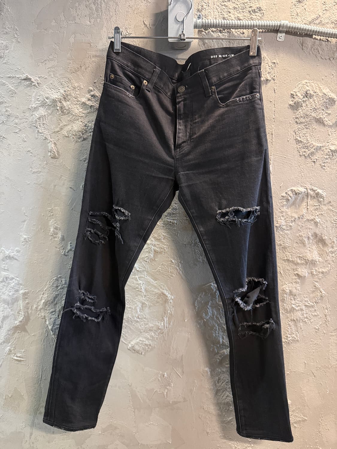 생로랑 파리 디스트로이드 블랙 스키니 데님 팬츠 30 상품이미지1