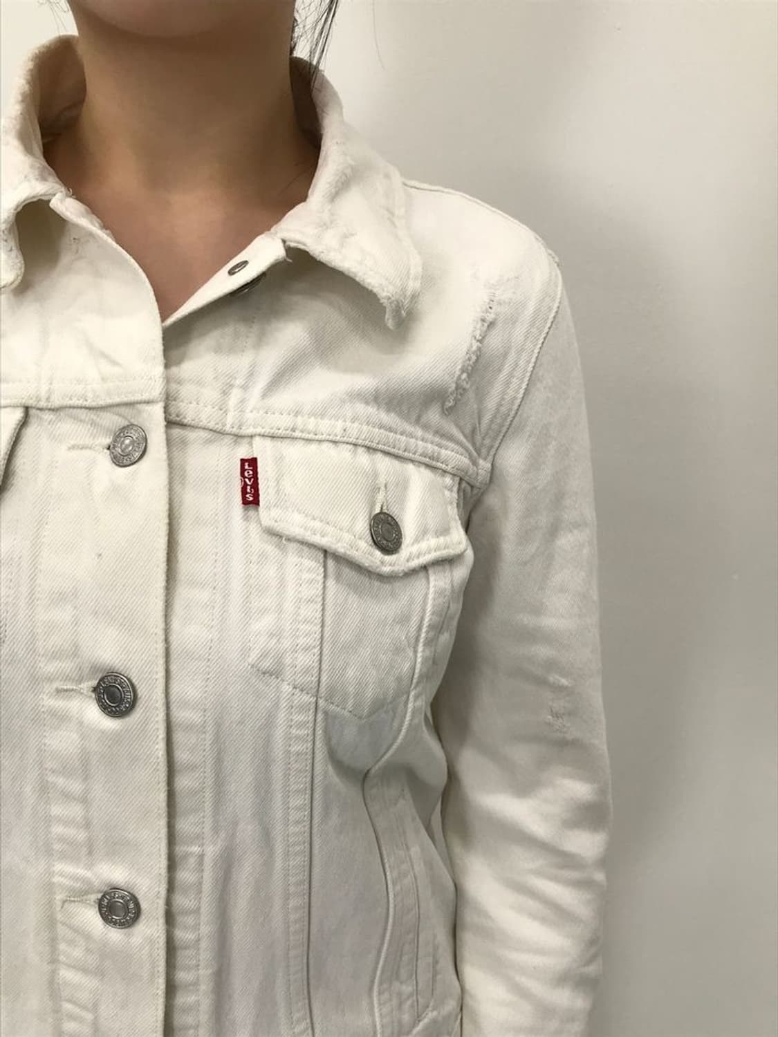 Levi’s White Denim Trucker Jacket 상품이미지1