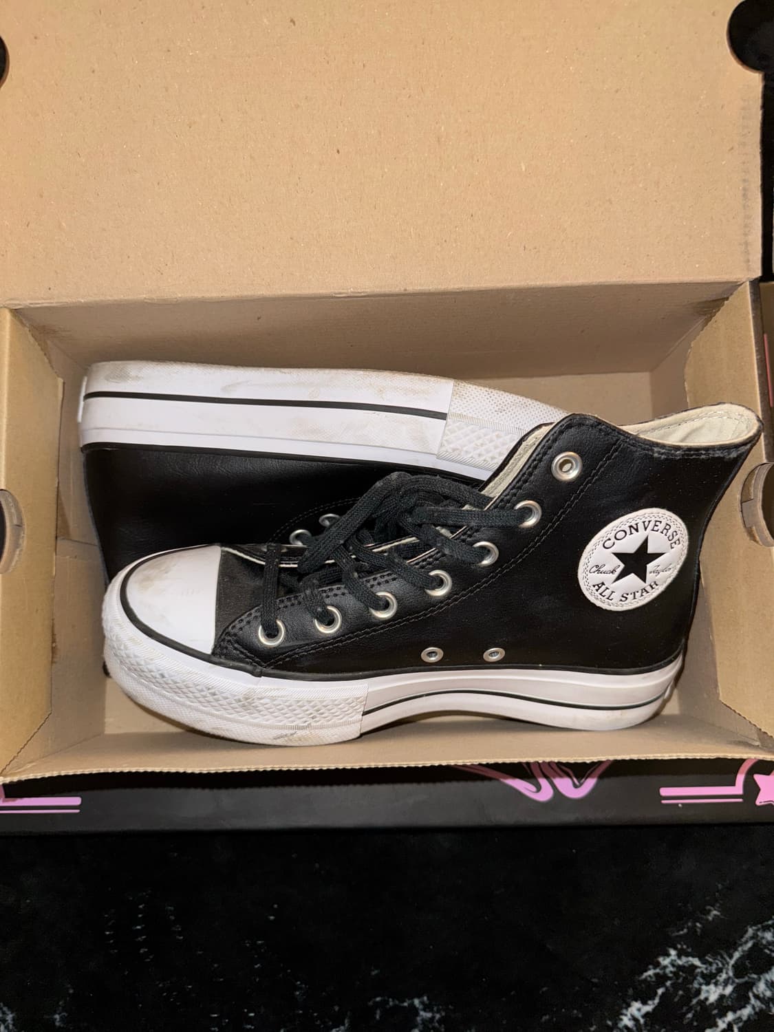 [235] 컨버스 하이 레더 상품이미지1