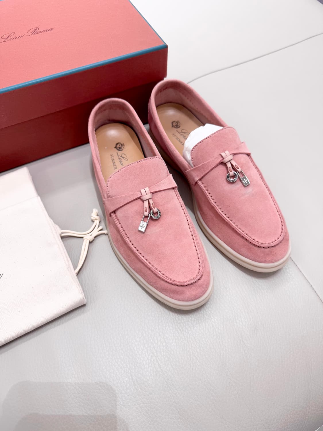 로로피아나 여성 썸머참스워크 상품이미지3