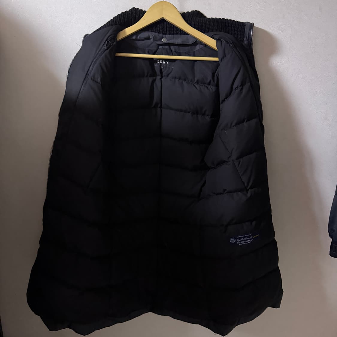 DKNY 남성 거위털 다운패딩 코트 M (남성 100정도) 상품이미지3