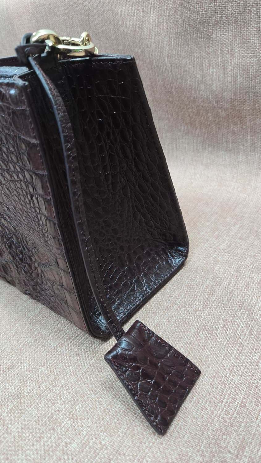 잘모이-브라운 악어가죽 토트백 자물쇠 장식 상품이미지2